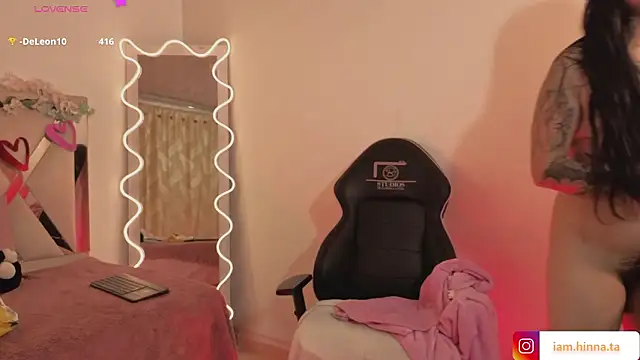 hina_tay's cam snapshot