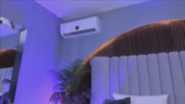 MelanieHillss's cam snapshot