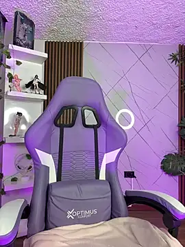 Victoria_Adams14's cam snapshot