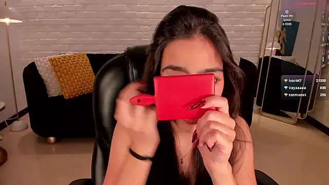 LarisaSmirnov's cam snapshot