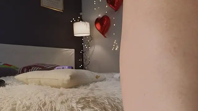 __Miray__'s cam snapshot