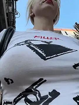 RonnieKiss's cam snapshot