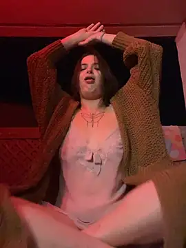 SafeinouterSpace's cam snapshot