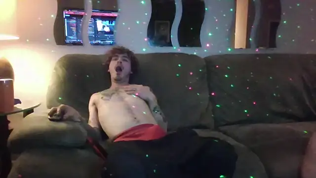 Derrick7799 live sex cam