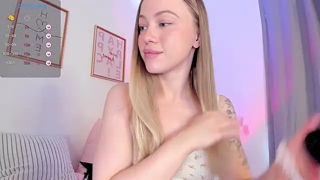 damn_cutie's cam snapshot