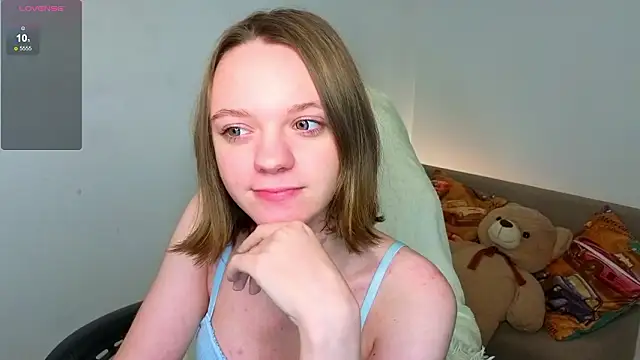 Olivia_Riesz's cam snapshot