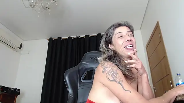 lettylatina@xh live sex cam