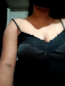 IamNaina69 live sex cam