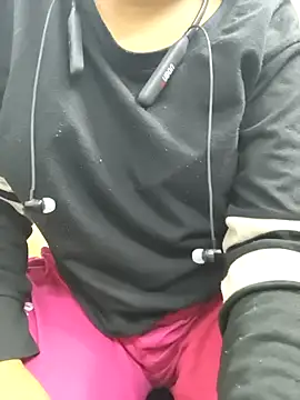 Ananya_34's cam snapshot