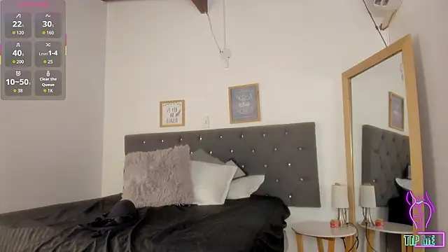 EvamilfXXX live sex cam