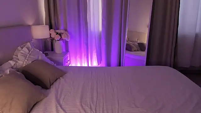 EffieMinki live sex cam