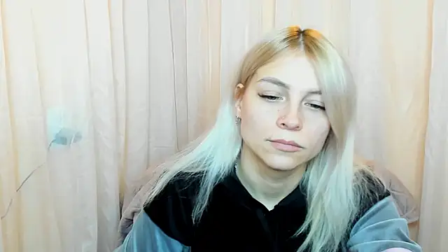 FoxyKathryn's cam snapshot