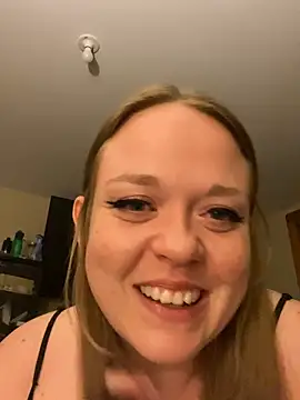 SmirkFans's cam snapshot