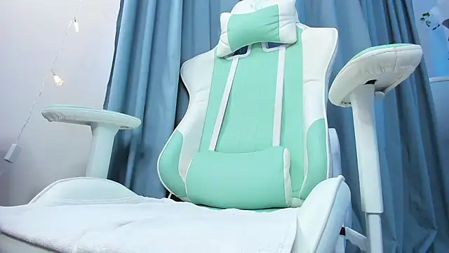 Zoe_Vee's cam snapshot