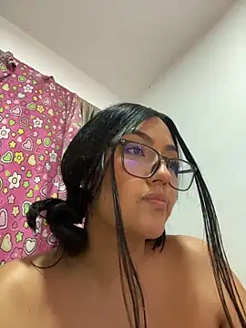 Tainy___'s cam snapshot