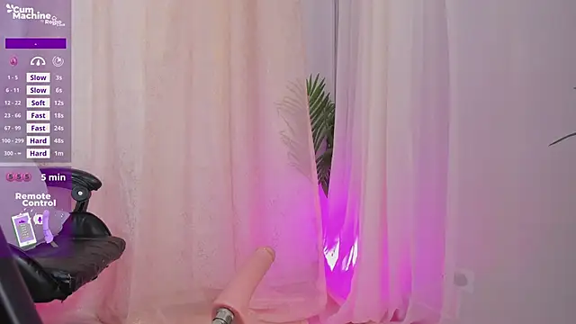 MelanieMiller_'s cam snapshot