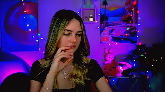 DeboraLarson's cam snapshot