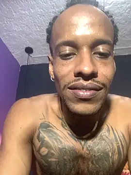 Salomon_koude live sex cam