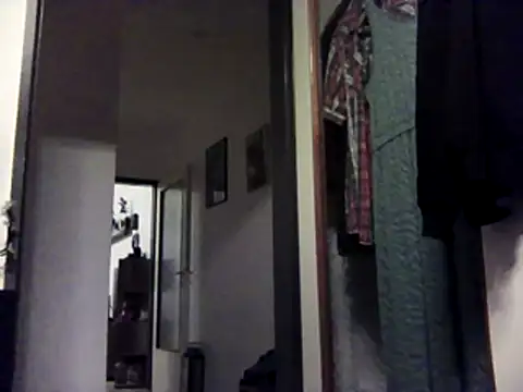 Dev-BiSklave's cam snapshot