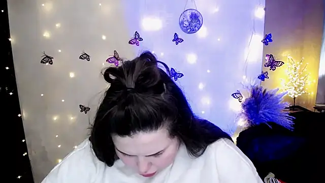 Emily_Mo's cam snapshot