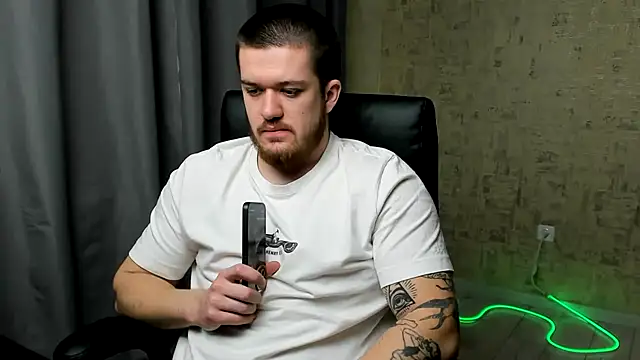 Well_boy's cam snapshot