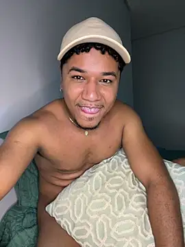 ollyzinn's cam snapshot