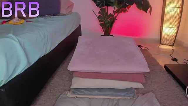 swt_kahia's cam snapshot