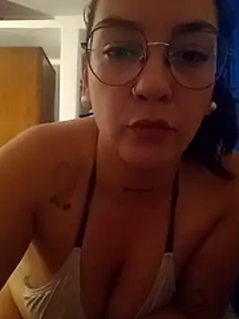 kuramaqueen's cam snapshot