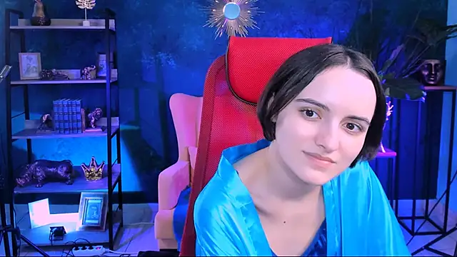 KateWillows live sex cam