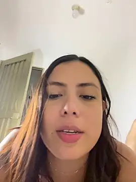 Luxee-'s cam snapshot