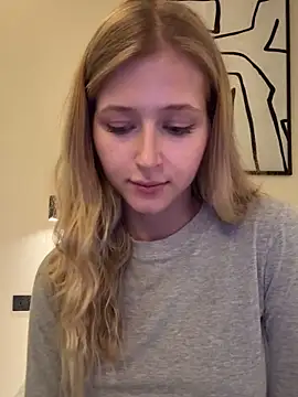 LunaRase's cam snapshot