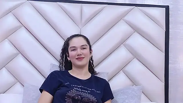 RoxanaAngel's cam snapshot