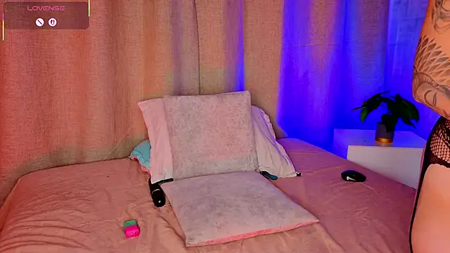 mia_bonneett live sex cam