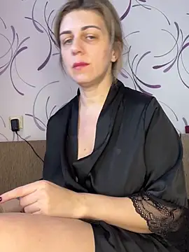 Lusi_Luxary live sex cam