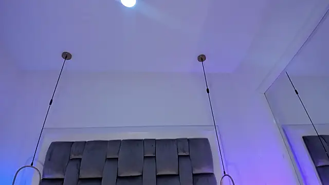 OnlyGia's cam snapshot