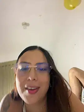 Luxee-'s cam snapshot