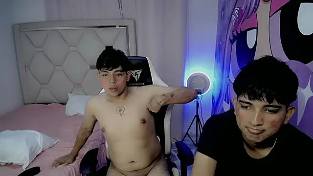 Maxwell_boys live sex cam