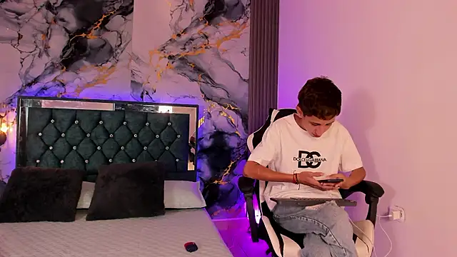 spicyslim_ live sex cam