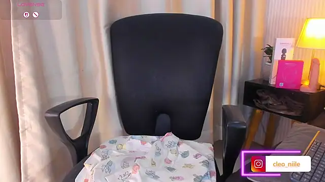 cleeo_nile live sex cam