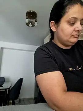 sarahhh1987 live sex cam