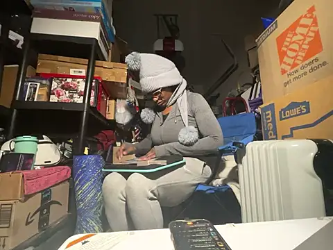 wynterheat live sex cam