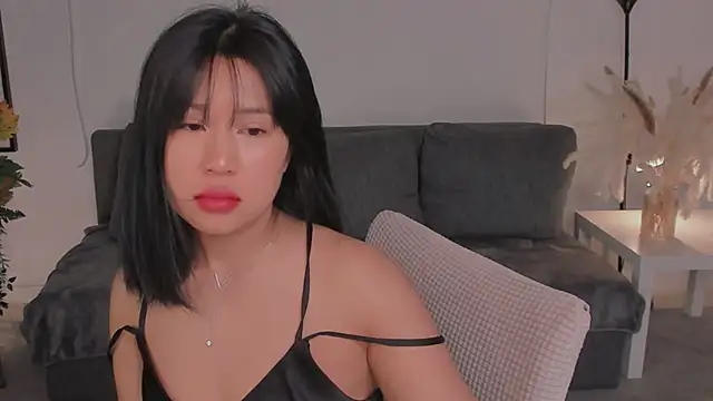 Erika_Kim live sex cam