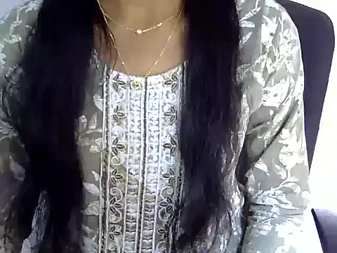 Khushi_v's cam snapshot