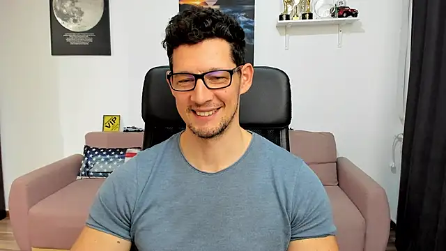 BrutusK08's cam snapshot