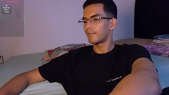 Pikashu7u7's cam snapshot