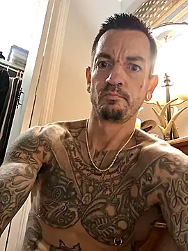 Twohands88 live sex cam