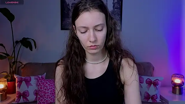 VioletaBloom live sex cam