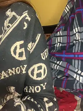 HOT-CUPAL22's cam snapshot