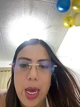 Luxee-'s cam snapshot