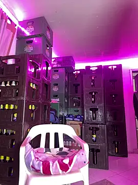 Hot_beauty__'s cam snapshot